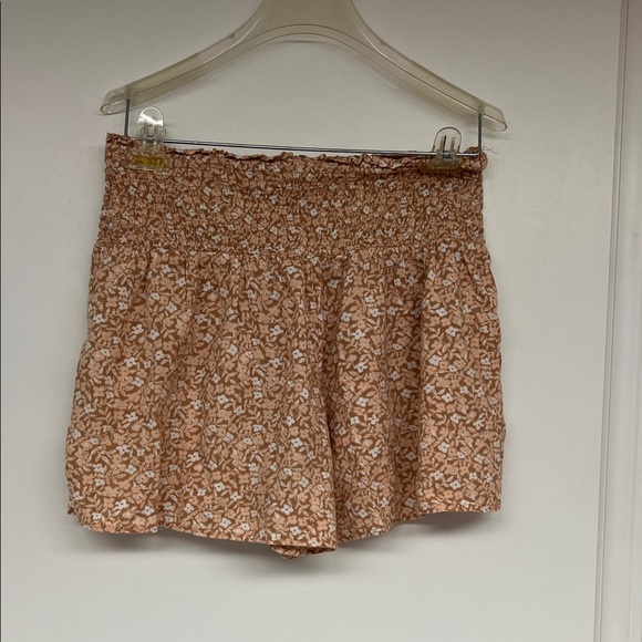 aerie Pants - aerie Peach and White Smocked Floral Shorts